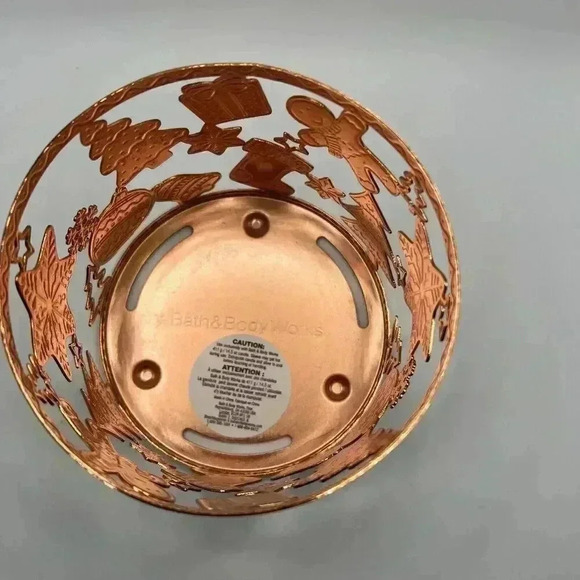 Bath & Body Works GINGERBREAD ORNAMENT 3 Wick Luminary CANDLE HOLDER Sleeve - Picture 2 of 4